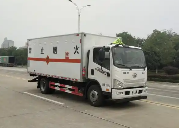 华坪爆破器材运输车可以上高速吗？